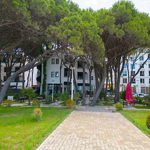 kastrati.albaniahotels.org/