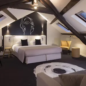 Отель Montparnasse Saint Germain, Париж